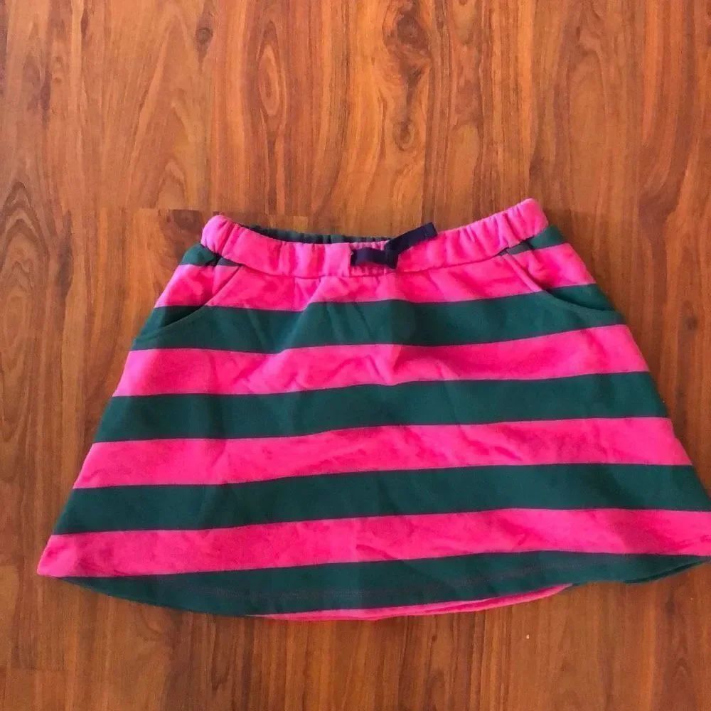 Mini Boden Fuchsia and green fleece mini skirt size 9-10￼